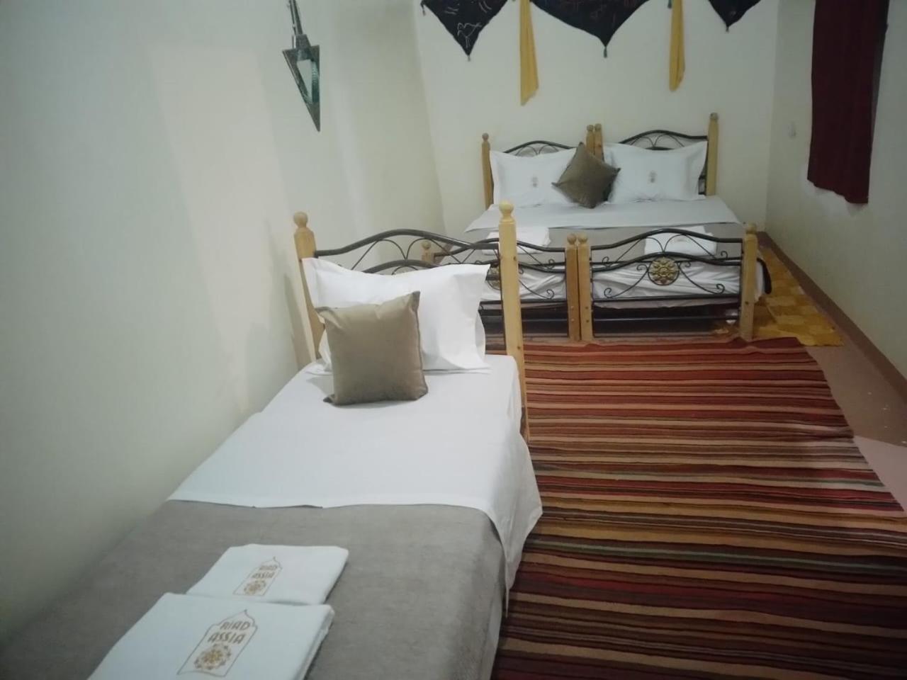 Riad Assia Foum Zguid Luaran gambar